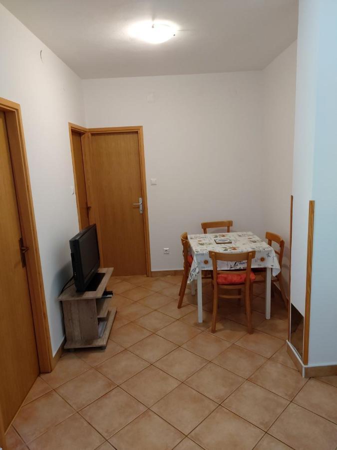Apartmani Anita 말린스카 외부 사진